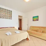 Apartments Jany Saplunara