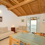 Apartments Jany * Saplunara