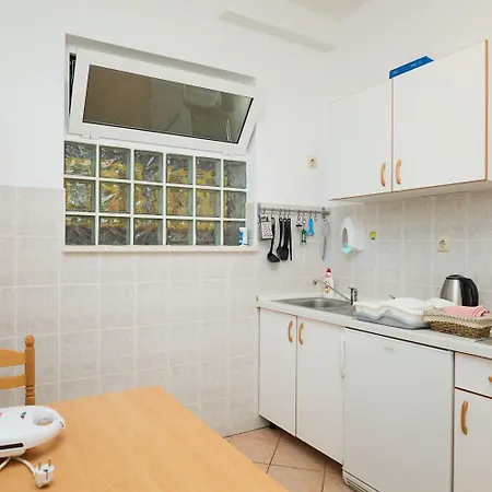 Apartament Hansal Saplunara