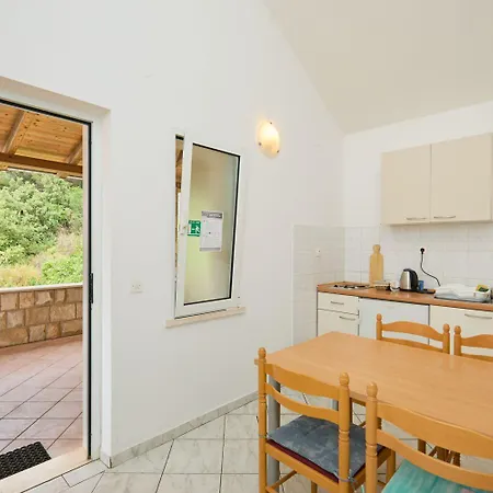 Hansal Apartment