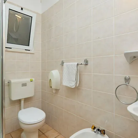 Jany Apartman *