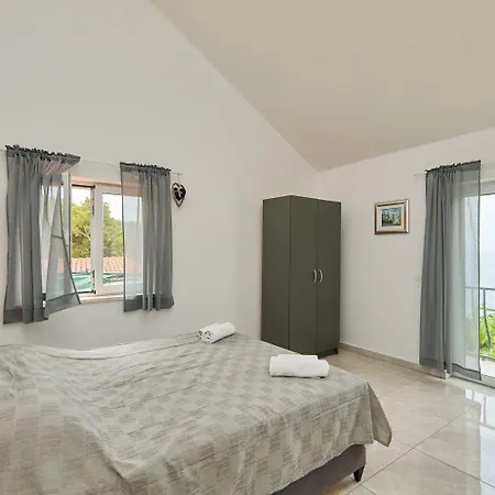 Apartment Jany Saplunara