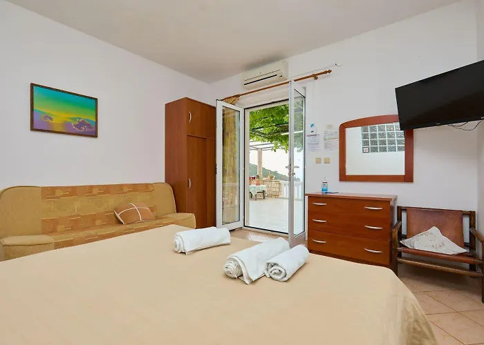 Apartments Jany *