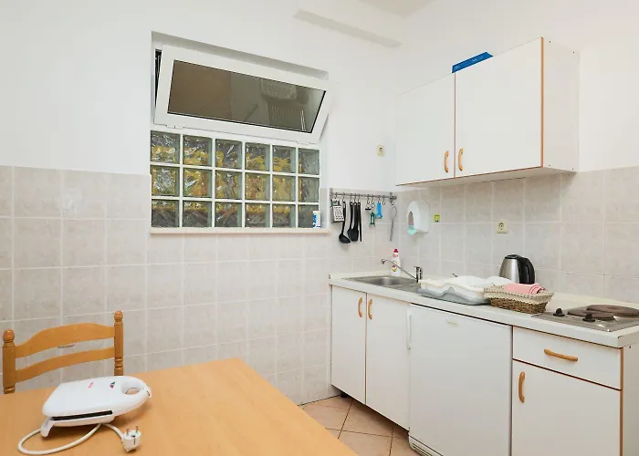 公寓 Apartments Jany 萨普伦纳拉