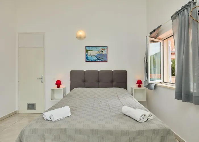 公寓 Apartments Jany